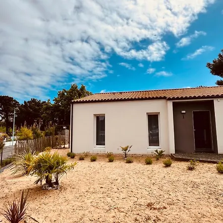 Maison Ocean, Standing Et *